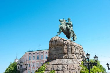 Kiev, Ukrayna - Bohdan Khmelnytsky Anıtı. Ukrayna, Kiev 'de ünlü bir tarihi mekan..