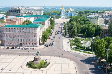Kiev, Ukrayna - Kiev şehir manzarası Kiev, Ukrayna 'daki Aziz Sophia Katedrali.