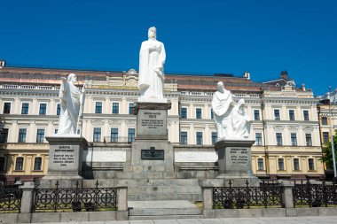 Kiev, Ukrayna - Prenses Olga anıtı. Ukrayna, Kiev 'de ünlü bir tarihi mekan..