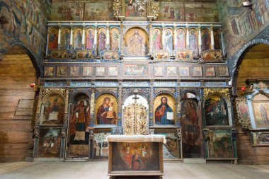 Drohobych, Ukrayna - Ukrayna 'nın Drohobych kentindeki Aziz George Kilisesi' nde antik duvar resmi. Polonya ve Ukrayna 'nın Karpat Bölgesi' ne bağlı Tahta Çerkvas Dünya Mirası Bölgesi 'nin bir parçasıdır..