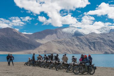 Ladakh, Hindistan - Pangong Gölü manzaralı Ladakh, Jammu ve Kashmir, Hindistan.