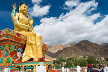 Ladakh, Hindistan - Ladakh, Jammu ve Kashmir 'deki Likir Manastırı' ndaki (Likir Gompa) Buda Heykeli. Manastır 1065 yılında yeniden inşa edildi..
