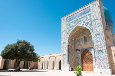 Shakhrisabz, Özbekistan - Özbekistan 'daki Dorut Tilavat Kompleksindeki Kok-Gumbaz Camii. Shakhrisyabz Dünya Mirası Tarihi Merkezi 'nin bir parçasıdır..