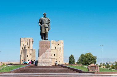 Shakhrisabz, Özbekistan - Özbekistan, Shakhrisabz 'da Amir Timur Heykeli. Amir Timur (1370 - 1405) Timurid İmparatorluğu 'nun kurucusu..