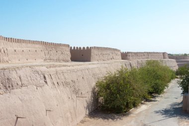 Khiva, Özbekistan - Özbekistan 'ın Khiva kentindeki Antik Itchan Kala kentinin duvarı. Itchan Kala Unesco Dünya Mirası Bölgesi.