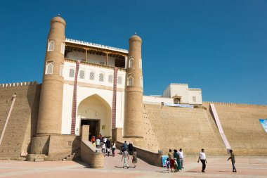 Buhara, Özbekistan - Buhara, Özbekistan 'daki Ark Kalesi. Buhara 'nın Dünya Mirası Tarihi Merkezi' nin bir parçasıdır..