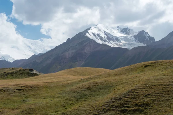 Osh Kirguistán Valle Alay Osh Kirguistán Montañas Pamir Kirguistán — Foto de Stock
