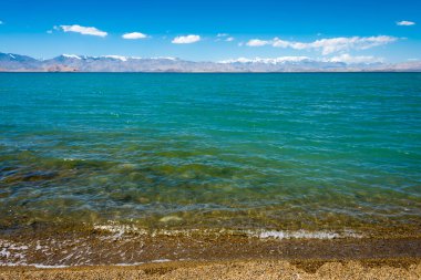 Pamir Dağları, Tacikistan - Gorno-Badakhshan 'daki Karakul Gölü, Tacikistan. Dünya Mirası Sahası Tacik Milli Parkı 'nda (Pamir Dağları) yer almaktadır.).