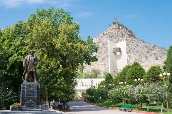 Kırgızistan, Osh 'taki Süleyman Dağı, Kırgızistan. Dünya Mirası Sulaiman-Fazla Kutsal Dağ 'ın bir parçasıdır..