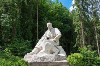 Lviv, Ukrayna - Ukrayna 'daki Taras Shevchenko Anıtı (AD1814-1861). Ukraynalı şair, yazar, sanatçı, halk ve siyaset figürünün yanı sıra folklorcu ve etnograftı..