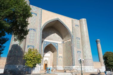 Semerkand, Özbekistan - Özbekistan 'daki Bibi-Khanym Camii. Semerkand 'ın bir parçasıdır - Kültür Kavşağı Dünya Mirası Alanı.