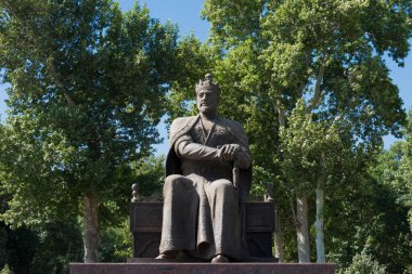 Semerkand, Özbekistan - Semerkand, Özbekistan 'da Amir Timur' un heykeli. Amir Timur (1370 - 1405) Timurid İmparatorluğu 'nun kurucusu..