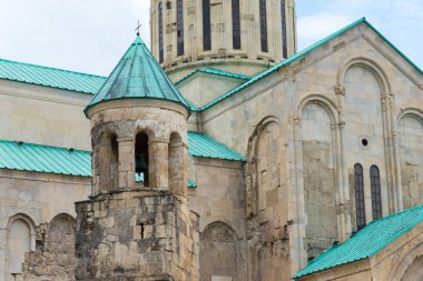 Kutaisi, Gürcistan - Kutaisi, Imereti, Georgia 'daki Bagrati Katedrali. UNESCO, Bagrati Katedrali 'ni 2017 yılında Dünya Mirası sahalarından kaldırdı..