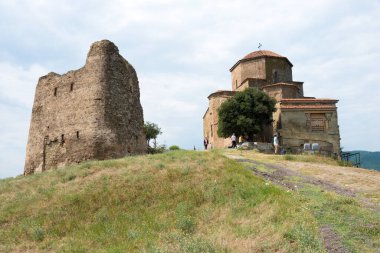 Mtskheta, Gürcistan - Jvari Manastırı, Mtskheta, Mtianeti, Gürcistan. Mtskheta 'nın Dünya Mirası Anıtları' nın bir parçasıdır..