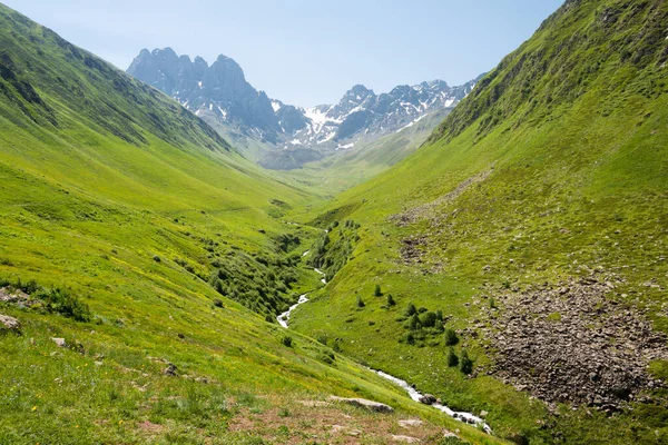 Kazbegi Gürcistan Kafkasya Dağı Yakınlarındaki Juta Vadisi Kazbegi Mtskheta Mtianeti — Stok fotoğraf