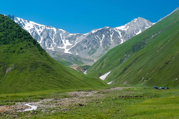 Kazbegi Georgia Valle Del Truso Vicino Caucaso Paesaggio Famoso Kazbegi — Foto Stock