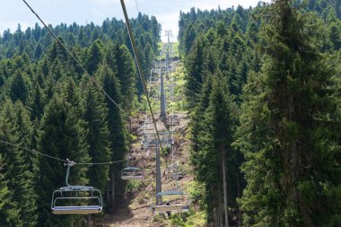 Mestia, Georgia Hatsvali teleferiği. Mestia, Samegrelo-Zemo Svaneti, Georgia 'da ünlü bir manzara..