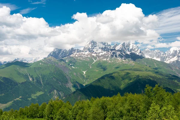 Mestia Gürcistan Ushba Dağı 4710 Metre Zuruldi Dağı Tepesi Manzaralı — Stok fotoğraf