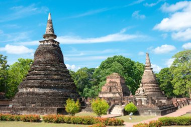 Sukhothai, Tayland - Sukhothai Tarih Parkı, Sukhothai, Tayland 'da Wat Mahathat. Sukhothai ve Associated Historic Towns Dünya Mirası Bölgesi 'nin bir parçasıdır..