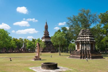 Sukhothai, Tayland - Wat Traphang Ngoen Sukhothai Tarih Parkı, Sukhothai, Tayland. Sukhothai ve Associated Historic Towns 'un bir parçasıdır..