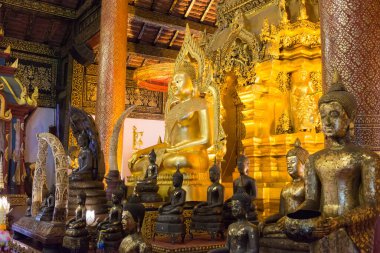 Chiang Mai, Tayland - Wat Phra 'daki Buda heykeli Chom Thong Worawihan, Chiang Mai, Tayland. Manastır aslında 15. yüzyılda inşa edildi..