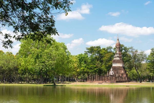 Sukhothai, Tayland - Sukhothai Tarih Parkı, Tayland. Sukhothai ve Associated Historic Towns Dünya Mirası Bölgesi 'nin bir parçasıdır..
