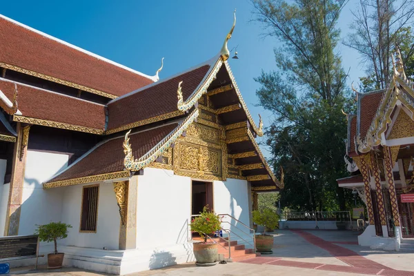 Chiang Mai, Tayland - Wat Phra that Si Chom Thong Worawihan, Chom Thong District, Chiang Mai, Tayland. Manastır aslında 15. yüzyılda inşa edildi..