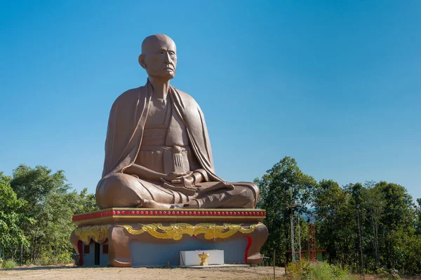 タイのパイ タイのパイ メーホンソン県 タイのビッグモンク像 — ストック写真