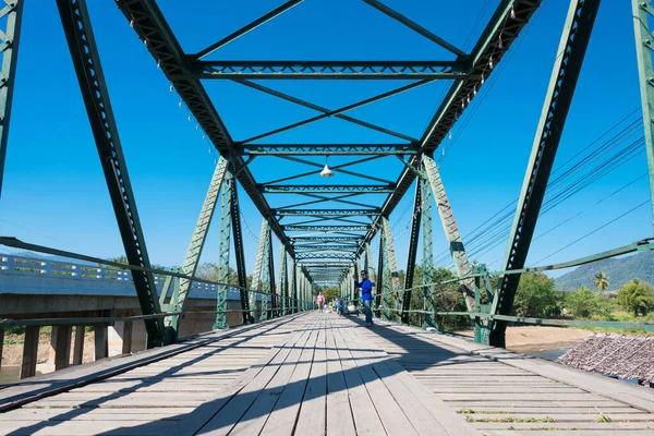 Pai, Tayland - Pai Tarihi Köprüsü (Pai Memorial Bridge) Mae Hong Son Bölgesi, Tayland. Anıt köprü 1942 yılında İkinci Dünya Savaşı sırasında inşa edildi..