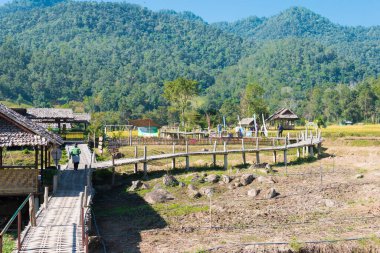 Pai, Tayland - Pai Bamboo Köprüsü (Boon Ko Ku So), Mae Hong Son Eyaleti, Tayland.