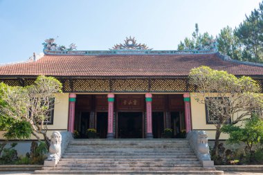 Dalat, Vietnam - Linh Son Pagoda (Chua Linh Son). Dalat, Vietnam 'da ünlü bir tarihi mekan..
