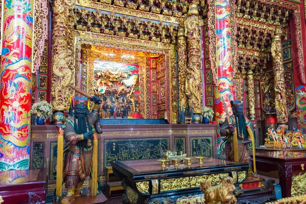 Chiayi County, Tayvan - Alishan Shouzhen Tapınağı Alishan Ulusal Sahne Bölgesi, Chiayi County, Tayvan. Tapınak ilk olarak 1945 'te inşa edildi..