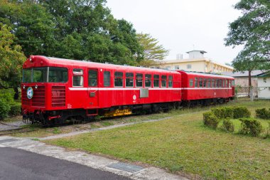 Chiayi, Tayvan - Chiayi, Tayvan 'daki Chiayi Ormanı Garaj Parkı' nda Alishan Ormanı Demiryolu. 86 km 'lik dar bir demiryolu ağına sahiptir..