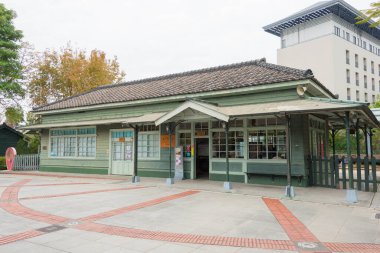 Chiayi, Tayvan - Chiayi, Tayvan 'daki Beimen Tren İstasyonu. Alishan Orman Demiryolu 86 km 'lik dar bir demiryolu ağına sahiptir..