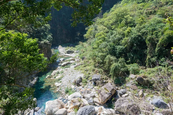 沙卡当小径 神秘山谷小径 塔鲁科国家公园 台湾华林市秀林的一个著名旅游胜地 — 图库照片