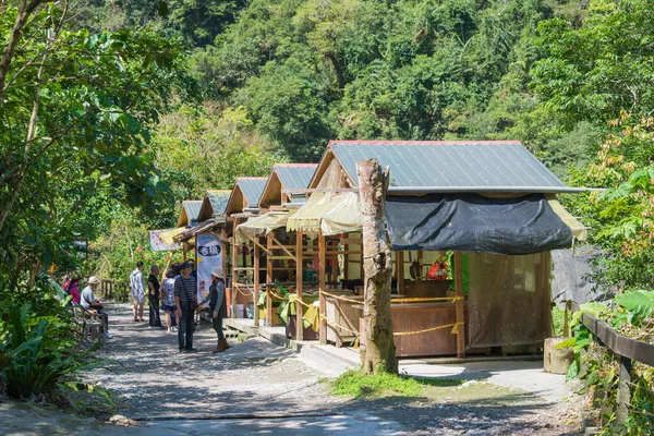 Wujianwuシャカダントレイル 神秘的な谷の歩道 太魯閣国立公園 台湾の有名な観光スポット — ストック写真