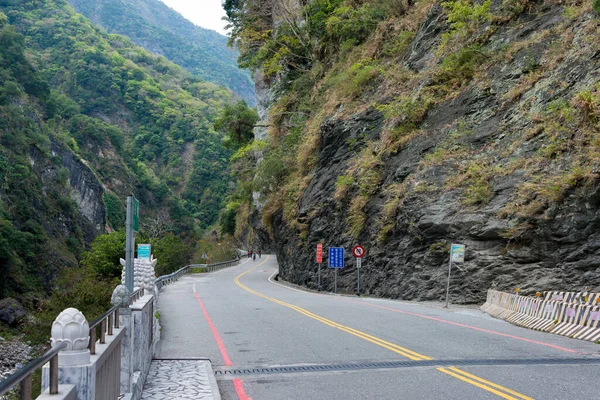 Hualien Tajwan Autostrada Prowincjonalna Central Cross Island Highway Pobliżu Mostu — Zdjęcie stockowe