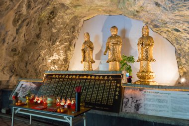 Hualien, Tayvan - 13 Şubat 2020 - Taroko Ulusal Parkı 'ndaki Cenotaph of Changchun (Ebedi Bahar) Tapınağı, Xiulin, Hualien, Tayvan.