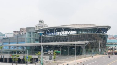 Keelung, Tayvan - 14 Mayıs 2019 - Keelung tren istasyonu, Tayvan. İstasyon 1891 'de açıldı, 2015' te yeniden inşa edildi..