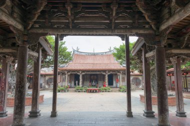 Changhua, Tayvan - Lukang, Changhua, Tayvan 'daki Longshan Tapınağı. Tapınak aslında 1647 'de inşa edilmiş..