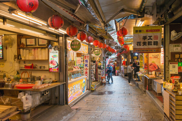 Новый Тайбэй, Тайвань - Старая улица Цзюцзян. известное туристическое место в городе Жуйчжоу, Нью-Тайбэй, Тайвань.