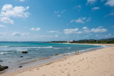 Pingtung İlçesi, Tayvan - Kenting Ulusal Parkı 'ndaki Kenting Sahili. Pingtung County, Tayvan 'da Hengchun Kasabası' nda ünlü bir turistik mekan..