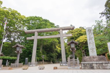 Kashima, Japonya - Kashima Jingu Tapınağı (Kashima Jingu Tapınağı), Japonya, Ibaraki ilinde. Kashima Tapınağı doğu Japonya 'daki en eski tapınaklardan biridir..