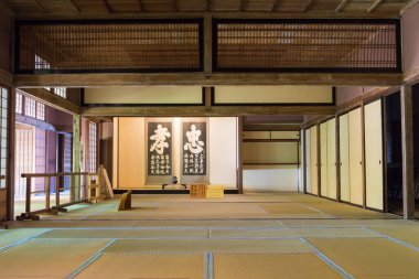 Gifu, Japonya - Takayama Jinya Hida Eyaleti 'nin eski hükümet merkezi. Takayama, Gifu, Japonya 'da ünlü bir tarihi mekan..