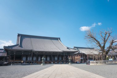 Kyoto, Japonya - Japonya 'daki Nishi Hongan-ji Tapınağı. Antik Kyoto Tarihi Anıtları 'nın (UNESCO Dünya Mirası Sitesi) bir parçasıdır (Kyoto, Uji ve Otsu Şehirleri)..