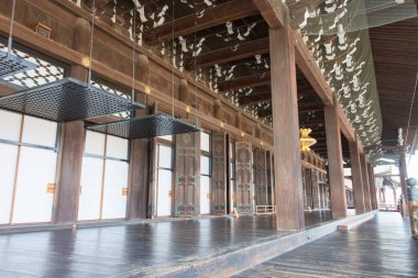 Kyoto, Japonya - Japonya 'daki Nishi Hongan-ji Tapınağı. Antik Kyoto Tarihi Anıtları 'nın (UNESCO Dünya Mirası Sitesi) bir parçasıdır (Kyoto, Uji ve Otsu Şehirleri)..