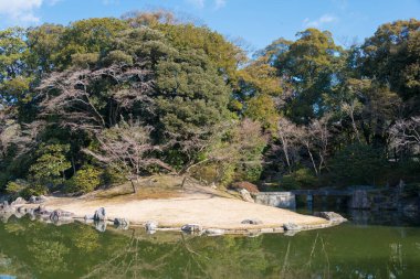 Kyoto, Japonya - Japonya 'daki Sento İmparatorluk Sarayı (Sento Gosho). Eskiden emekli imparatorlar için bir saray olan büyük bir bahçe..