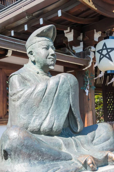 京都の晴明神社の安倍晴明像 晴明神社は 安倍晴明を記念して建立された神社を命じた一条天皇が西暦1007年に創建した — ストック写真