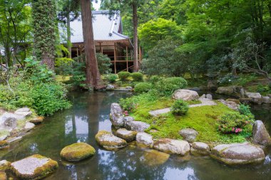 Kyoto, Japonya - Ohara, Kyoto, Japonya 'daki Sanzenin Tapınağı. Sanzenin Tapınağı 804 yılında kuruldu..