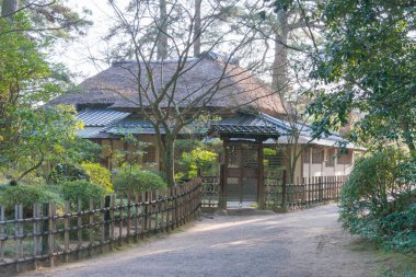 Kagawa, Japonya - Takamatsu, Kagawa, Japonya 'daki Ritsurin Bahçesi. Ritsurin Bahçesi Japonya 'nın en ünlü tarihi bahçelerinden biridir..